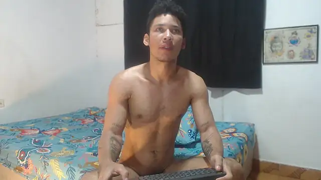 Snapshot of RuiMaddoox chatting on September 16, 2025, 11:00 am RuiMaddoox online show from September 16, 2025, 11:00 am