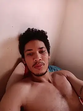 Snapshot of RuiMaddoox chatting on November 23, 2025, 1:44 pm RuiMaddoox online show from November 23, 2025, 1:44 pm