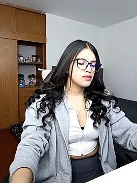 Snapshot of asumi_18 chatting on September 11, 2025, 11:54 am asumi 18 online show from September 11, 2025, 11:54 am