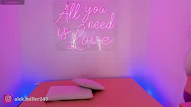 aleksandramiller  online show from April 29, 2026, 5:11 am