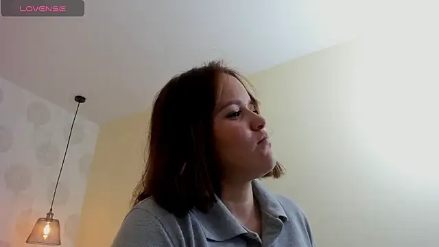 Snapshot of GIANAMILLER6 chatting on May 16, 2026, 12:04 pm GIANAMILLER6 online show from May 16, 2026, 12:04 pm