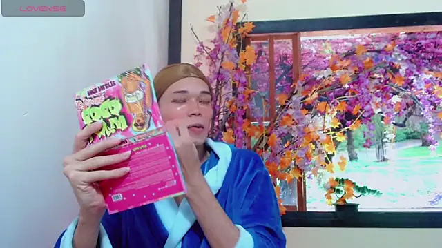 Madison Mujica online show from September 10, 2025, 11:21 am