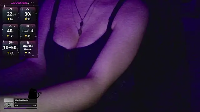 Snapshot of Sapphire_Gd chatting on November 21, 2025, 11:14 pm Sapphire Gd online show from November 21, 2025, 11:14 pm