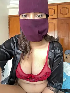 Snapshot of Rabroba89six chatting on March 30, 2026, 10:38 am Rabroba89six online show from March 30, 2026, 10:38 am