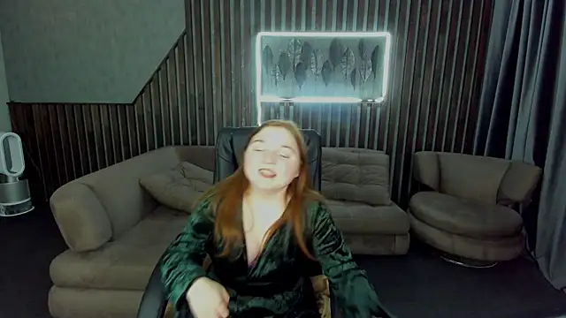 KattyRose8 online show from October 20, 2025, 5:41 am