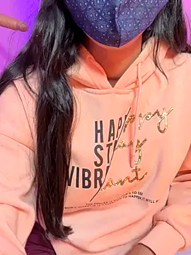 Snapshot of Neha18 chatting on November 13, 2025, 5:23 pm Neha18 online show from November 13, 2025, 5:23 pm