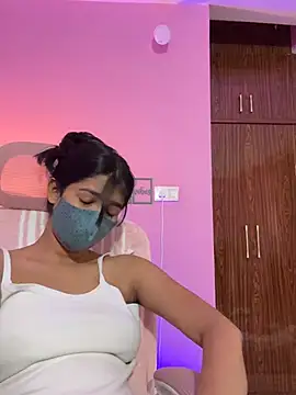 Neha18 online show from April 29, 2026, 9:57 am