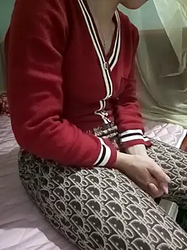 Sweet-Berry89 online show from November 1, 2025, 2:57 am