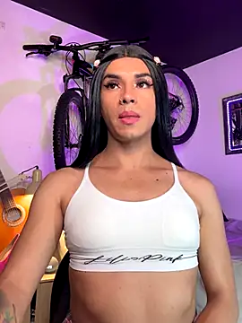 sofia peraltabitch online show from September 11, 2025, 1:28 am