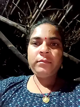 Radha hotx online show from October 24, 2025, 8:27 pm