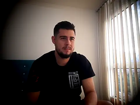 Snapshot of ryan_evanss chatting on October 26, 2025, 11:38 am ryan evanss online show from October 26, 2025, 11:38 am