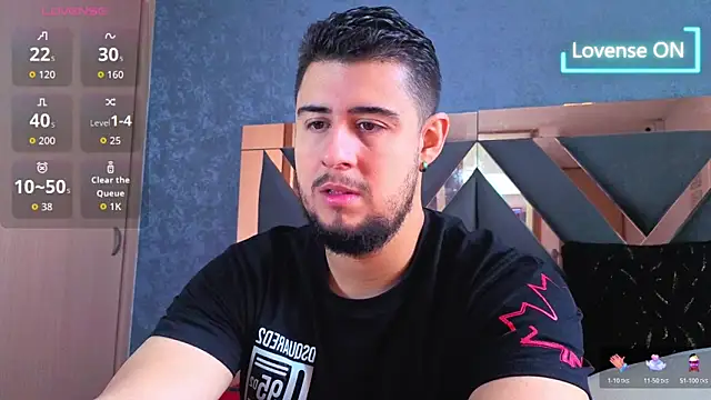 Snapshot of ryan_evanss chatting on November 1, 2025, 12:18 pm ryan evanss online show from November 1, 2025, 12:18 pm