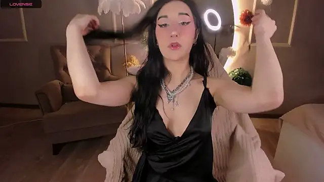 Lii Rose online show from July 3, 2026, 9:10 pm