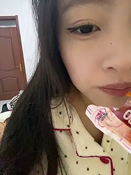 Snapshot of MengMeng0515 chatting on December 14, 2025, 11:59 am MengMeng0515 online show from December 14, 2025, 11:59 am