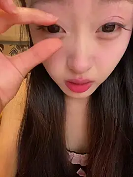 Snapshot of MengMeng0515 chatting on March 30, 2026, 1:01 pm MengMeng0515 online show from March 30, 2026, 1:01 pm