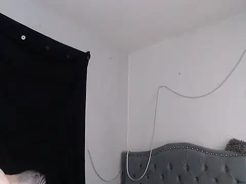 Snapshot of xalejo_max chatting on September 17, 2025, 2:41 pm xalejo max online show from September 17, 2025, 2:41 pm