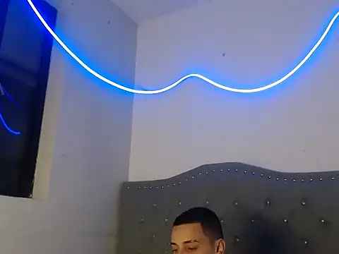 Snapshot of xalejo_max chatting on September 18, 2025, 9:28 pm xalejo max online show from September 18, 2025, 9:28 pm