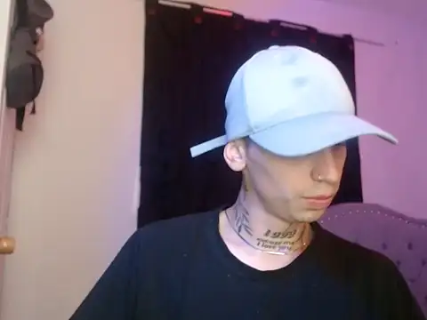 Snapshot of xalejo_max chatting on October 8, 2025, 4:59 pm xalejo max online show from October 8, 2025, 4:59 pm