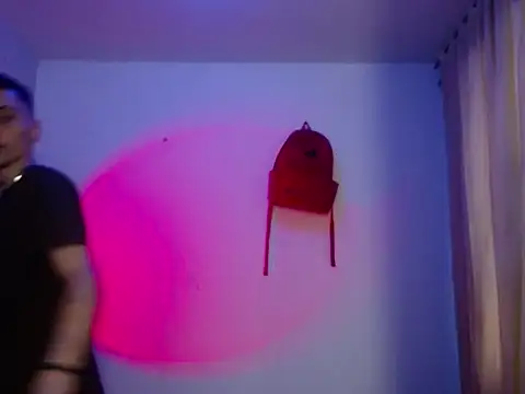 Snapshot of xalejo_max chatting on October 10, 2025, 9:03 pm xalejo max online show from October 10, 2025, 9:03 pm