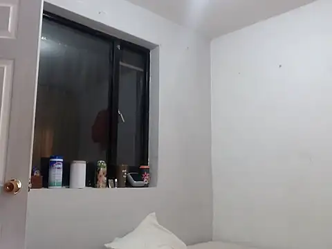 Snapshot of xalejo_max chatting on November 3, 2025, 1:45 pm xalejo max online show from November 3, 2025, 1:45 pm