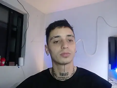 Snapshot of xalejo_max chatting on November 17, 2025, 7:52 pm xalejo max online show from November 17, 2025, 7:52 pm