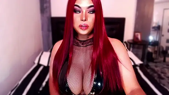 xTrixieMae online show from September 30, 2025, 6:18 am