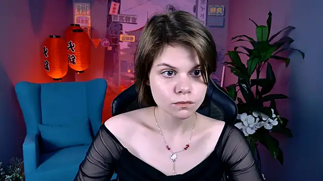 Snapshot of EllieMurler chatting on November 7, 2025, 1:00 pm EllieMurler online show from November 7, 2025, 1:00 pm