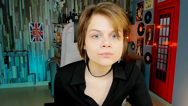 Snapshot of EllieMurler chatting on December 14, 2025, 1:27 pm EllieMurler online show from December 14, 2025, 1:27 pm