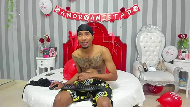 CaroyAndy online show from February 12, 2026, 12:33 pm