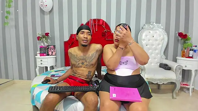 CaroyAndy online show from February 19, 2026, 12:45 pm