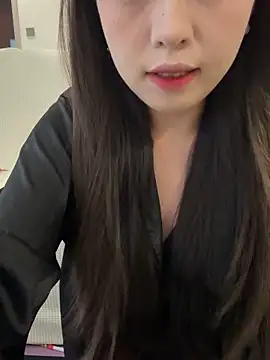 liliya x online show from April 6, 2026, 1:25 am