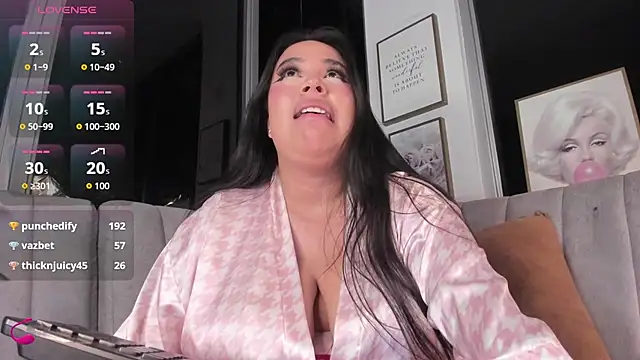 Snapshot of Zoey_thompson chatting on September 24, 2025, 8:28 am Zoey thompson online show from September 24, 2025, 8:28 am