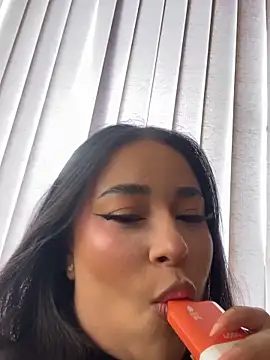 Snapshot of Zoey_thompson chatting on September 30, 2025, 4:45 pm Zoey thompson online show from September 30, 2025, 4:45 pm