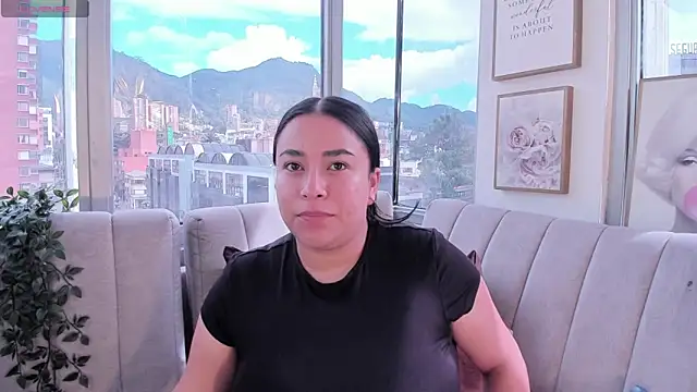 Snapshot of Zoey_thompson chatting on October 7, 2025, 7:55 pm Zoey thompson online show from October 7, 2025, 7:55 pm