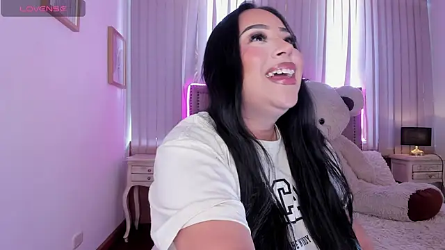 Snapshot of Zoey_thompson chatting on November 12, 2025, 2:50 pm Zoey thompson online show from November 12, 2025, 2:50 pm