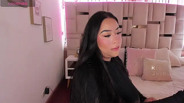 Snapshot of Zoey_thompson chatting on November 16, 2025, 2:55 pm Zoey thompson online show from November 16, 2025, 2:55 pm