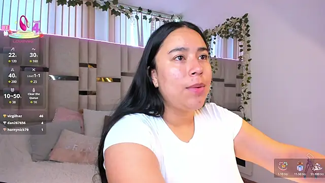 Zoey thompson online show from February 21, 2026, 8:43 pm