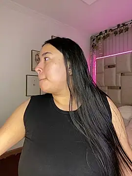 Zoey thompson online show from April 29, 2026, 12:59 am