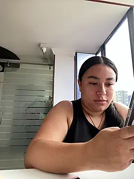 Zoey thompson online show from July 24, 2026, 8:07 pm