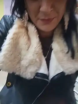 jadecristina online show from June 15, 2026, 10:56 pm