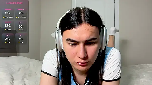 HeyAlena online show from July 19, 2026, 9:29 pm