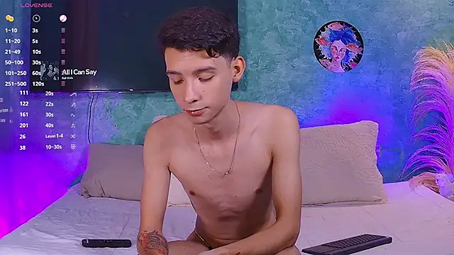 Snapshot of VicenteFerrer chatting on November 15, 2025, 1:03 am VicenteFerrer online show from November 15, 2025, 1:03 am