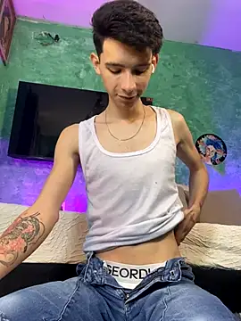 Snapshot of VicenteFerrer chatting on November 22, 2025, 5:34 pm VicenteFerrer online show from November 22, 2025, 5:34 pm