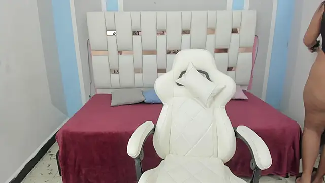 Snapshot of marsmith1 chatting on September 25, 2025, 3:43 am marsmith1 online show from September 25, 2025, 3:43 am