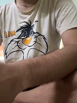 Snapshot of moonworshiper chatting on May 16, 2026, 5:15 am moonworshiper online show from May 16, 2026, 5:15 am