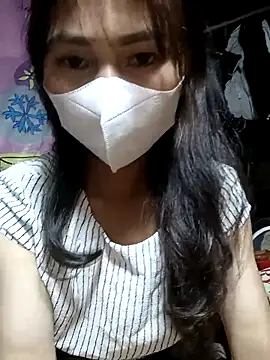 Snapshot of chau1 chatting on April 3, 2026, 2:04 pm chau1 online show from April 3, 2026, 2:04 pm