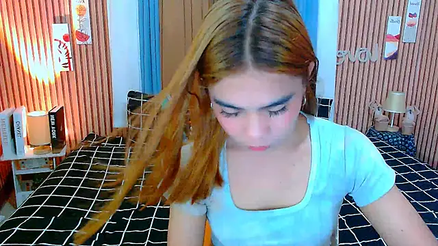 Snapshot of mikhaylahanderson chatting on November 18, 2025, 3:34 am mikhaylahanderson online show from November 18, 2025, 3:34 am