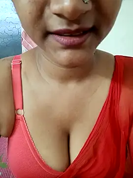 Snapshot of RITU_28 chatting on August 3, 2026, 12:21 pm RITU 28 online show from August 3, 2026, 12:21 pm