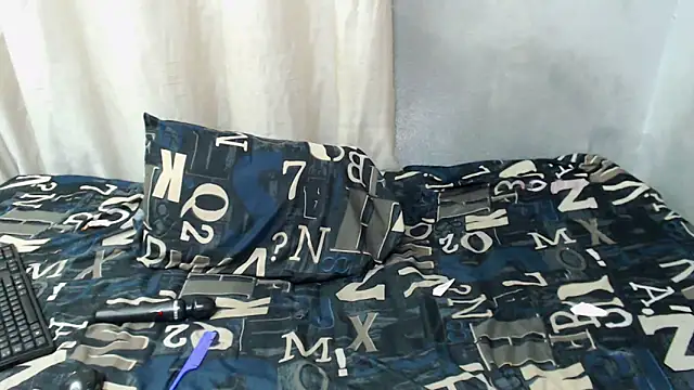 Snapshot of curvydarckcohocolate chatting on June 18, 2026, 4:02 am curvydarckcohocolate online show from June 18, 2026, 4:02 am
