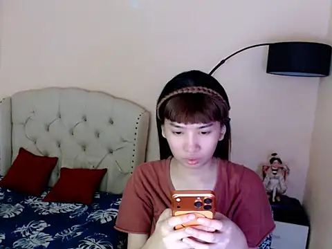 Snapshot of ShantalFoxxy_ chatting on June 26, 2026, 12:20 pm ShantalFoxxy online show from June 26, 2026, 12:20 pm